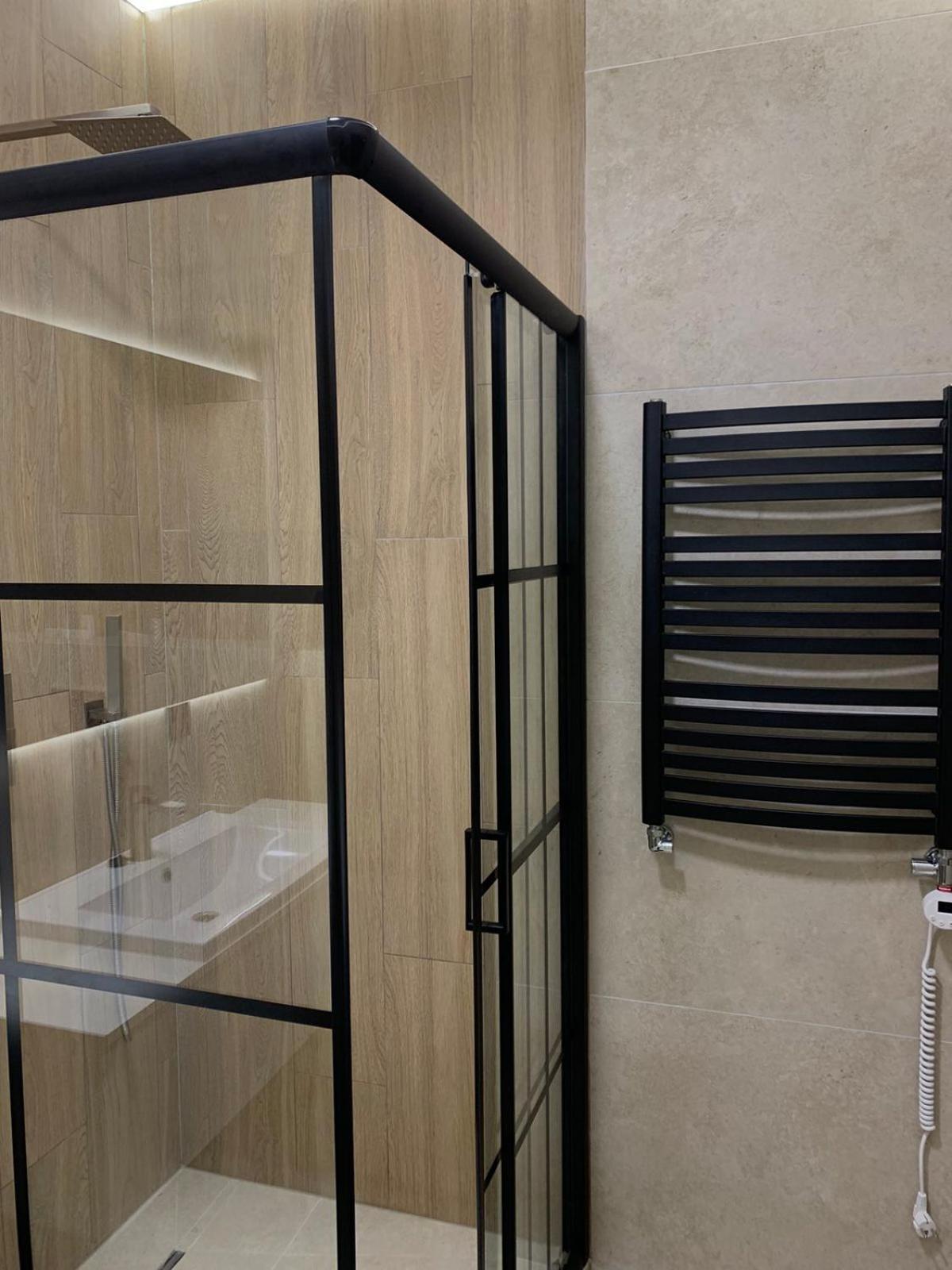 Arta City Hotel Yavoriv  Dış mekan fotoğraf