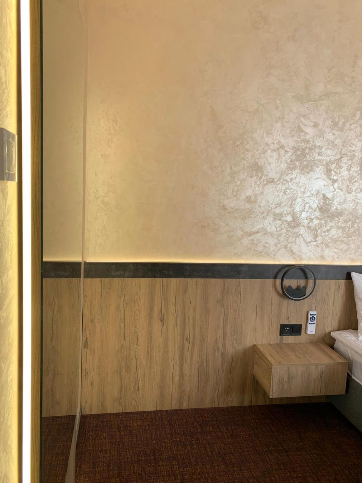 Arta City Hotel Yavoriv  Dış mekan fotoğraf