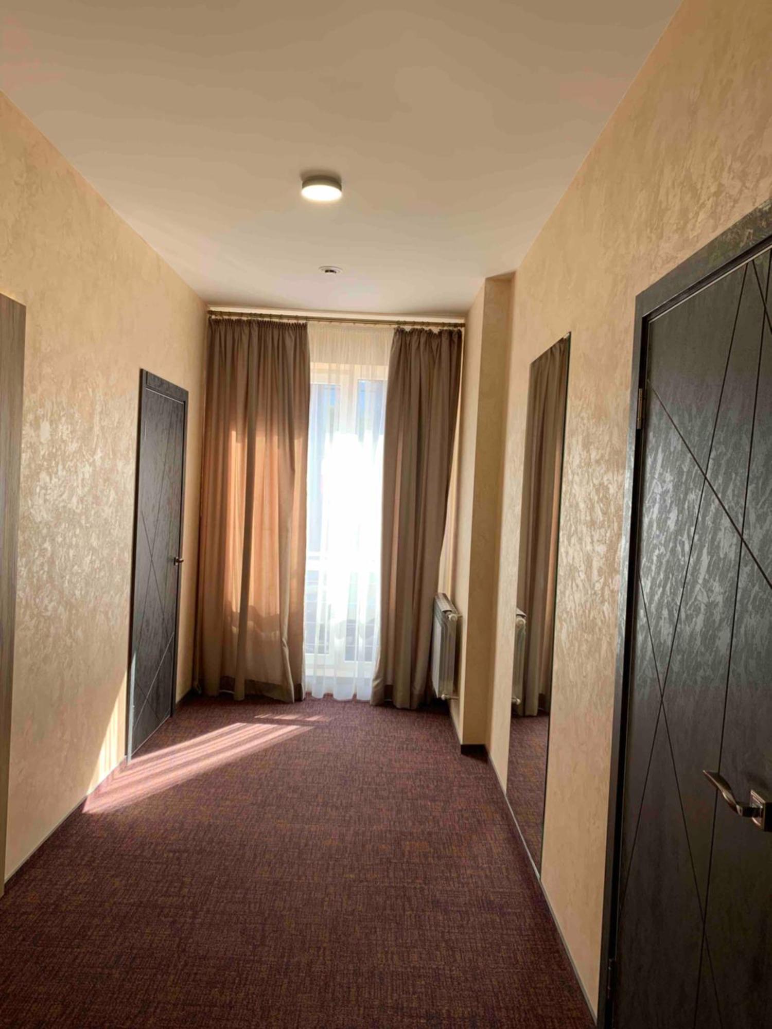 Arta City Hotel Yavoriv  Dış mekan fotoğraf