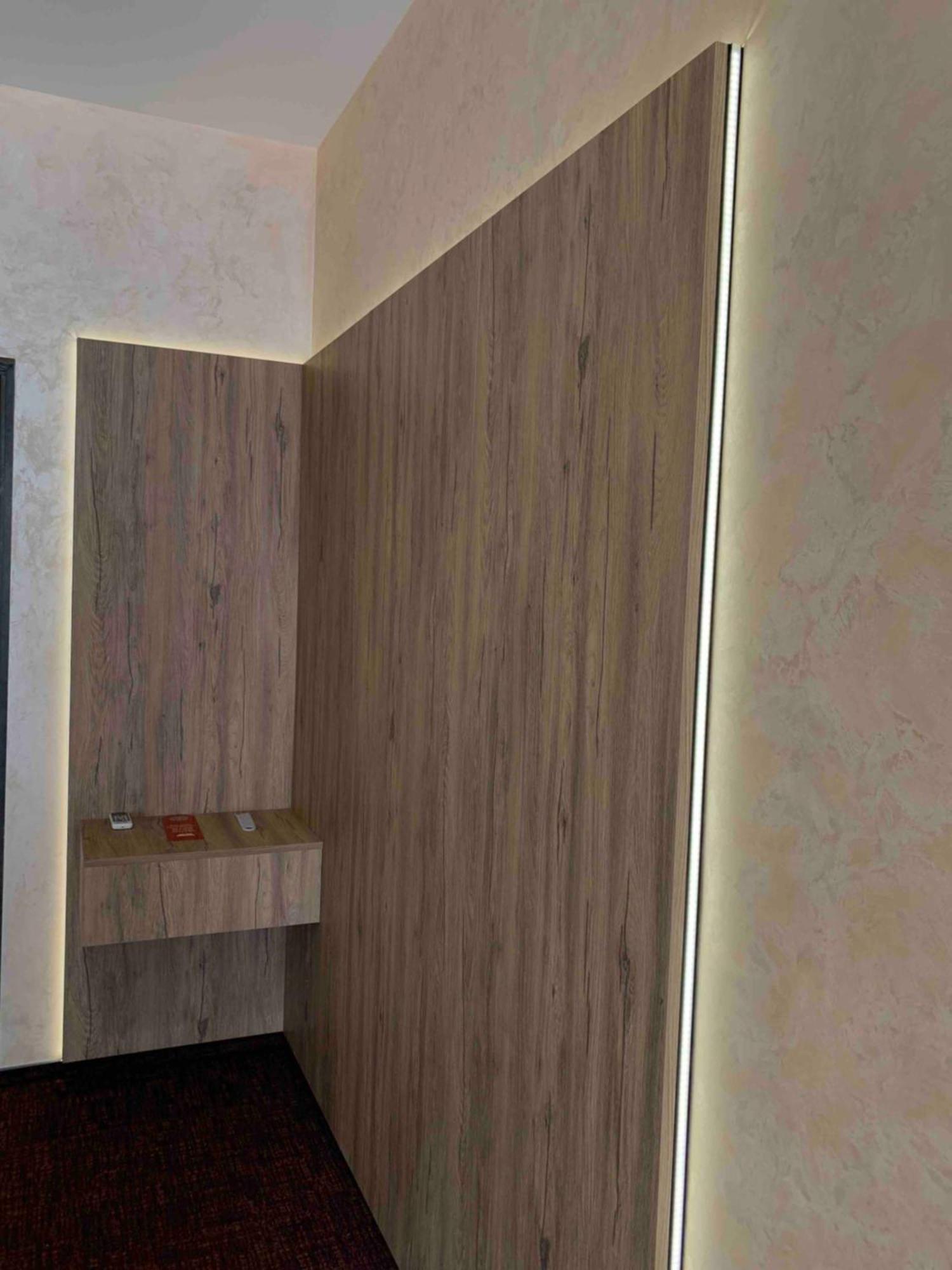 Arta City Hotel Yavoriv  Dış mekan fotoğraf