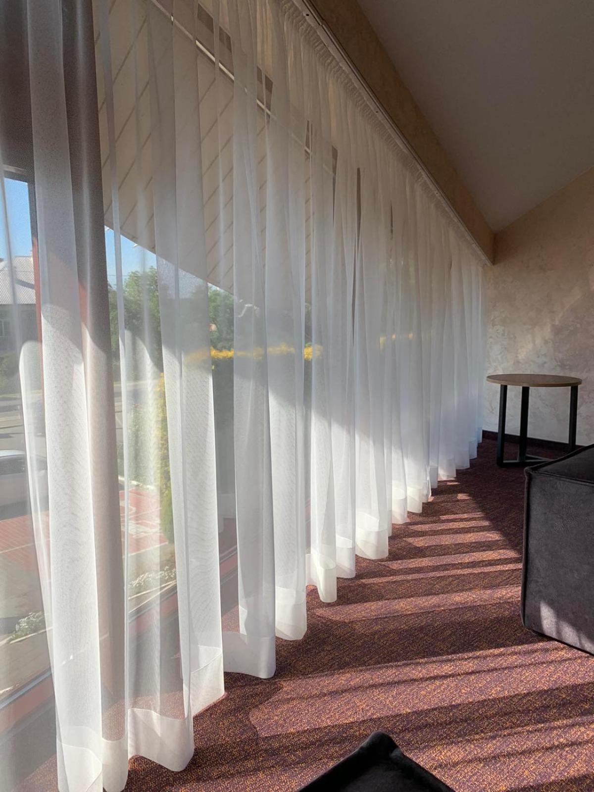 Arta City Hotel Yavoriv  Dış mekan fotoğraf