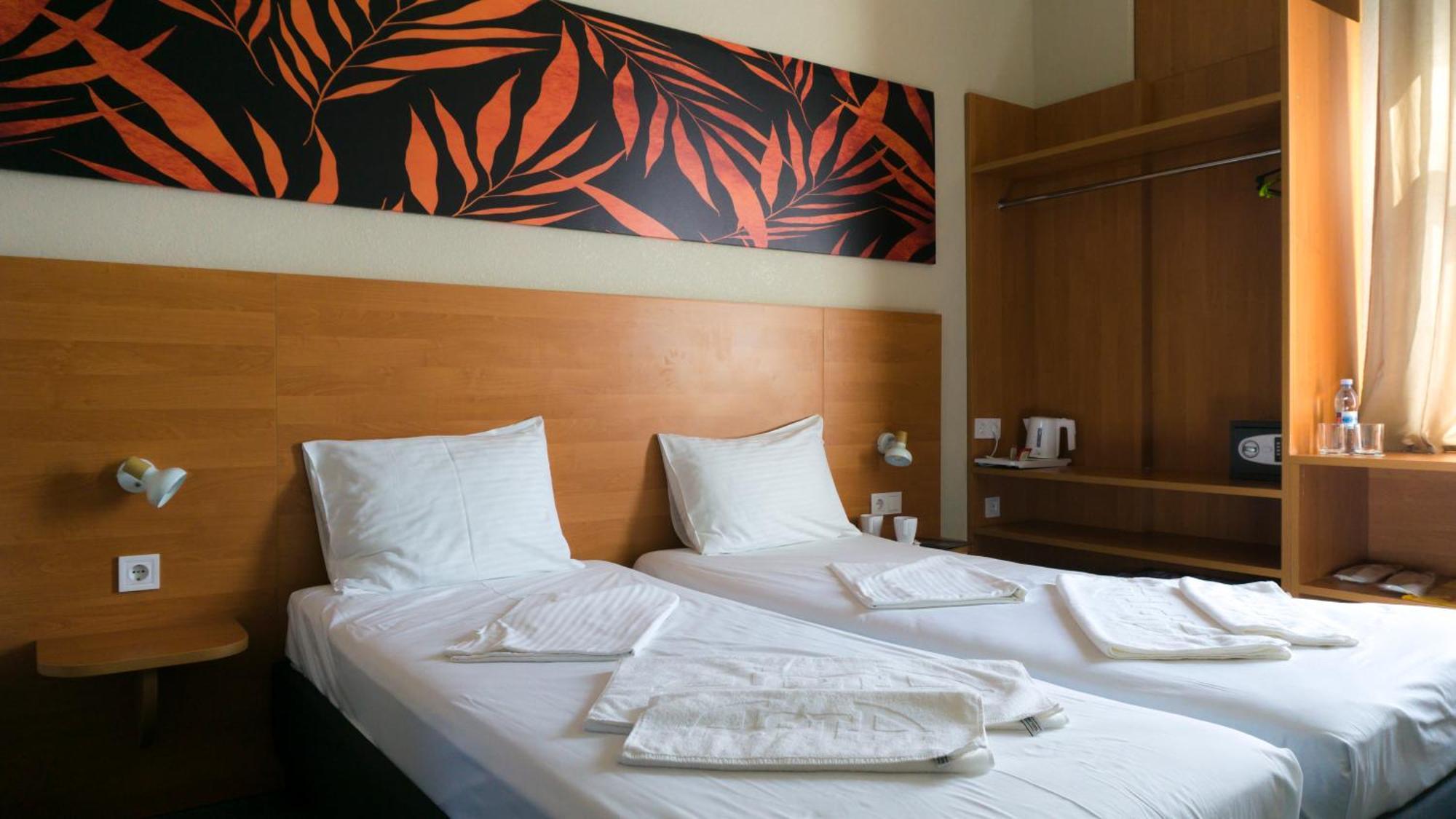 Arta City Hotel Yavoriv  Dış mekan fotoğraf